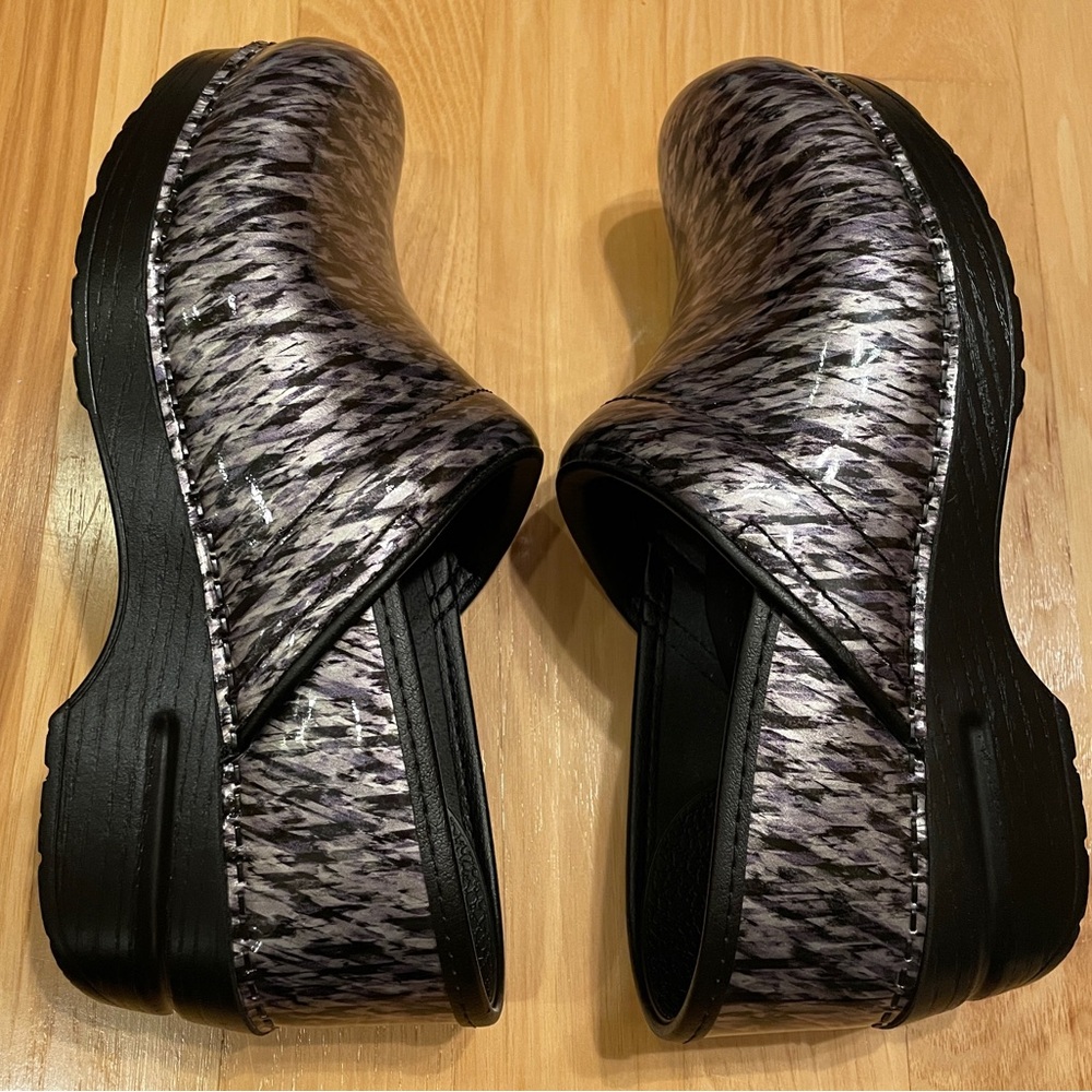 Dansko Gray Patent Clogs - Picture 10 of 10